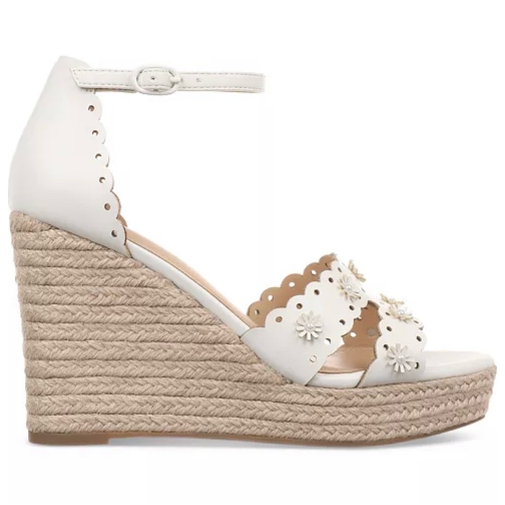 New ON 34th White Floral Scalloped Espadrille Wedge Sandals Sz 10